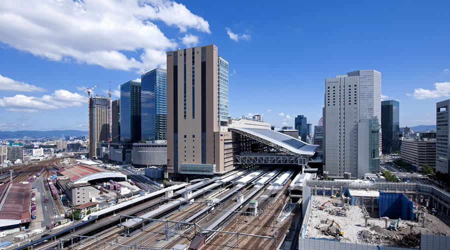 JR大阪駅到着！