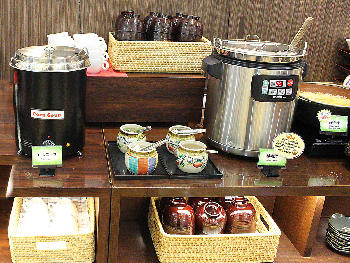 日替わりスープと味噌汁
