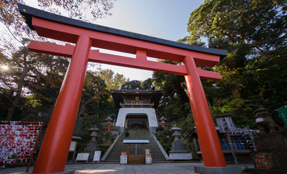 三姉妹の女神にご挨拶